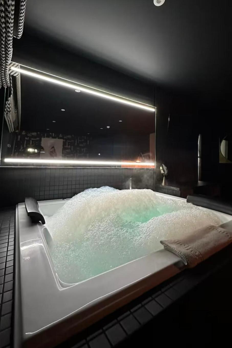 Secret Suites Λάνκαστερ Εξωτερικό φωτογραφία